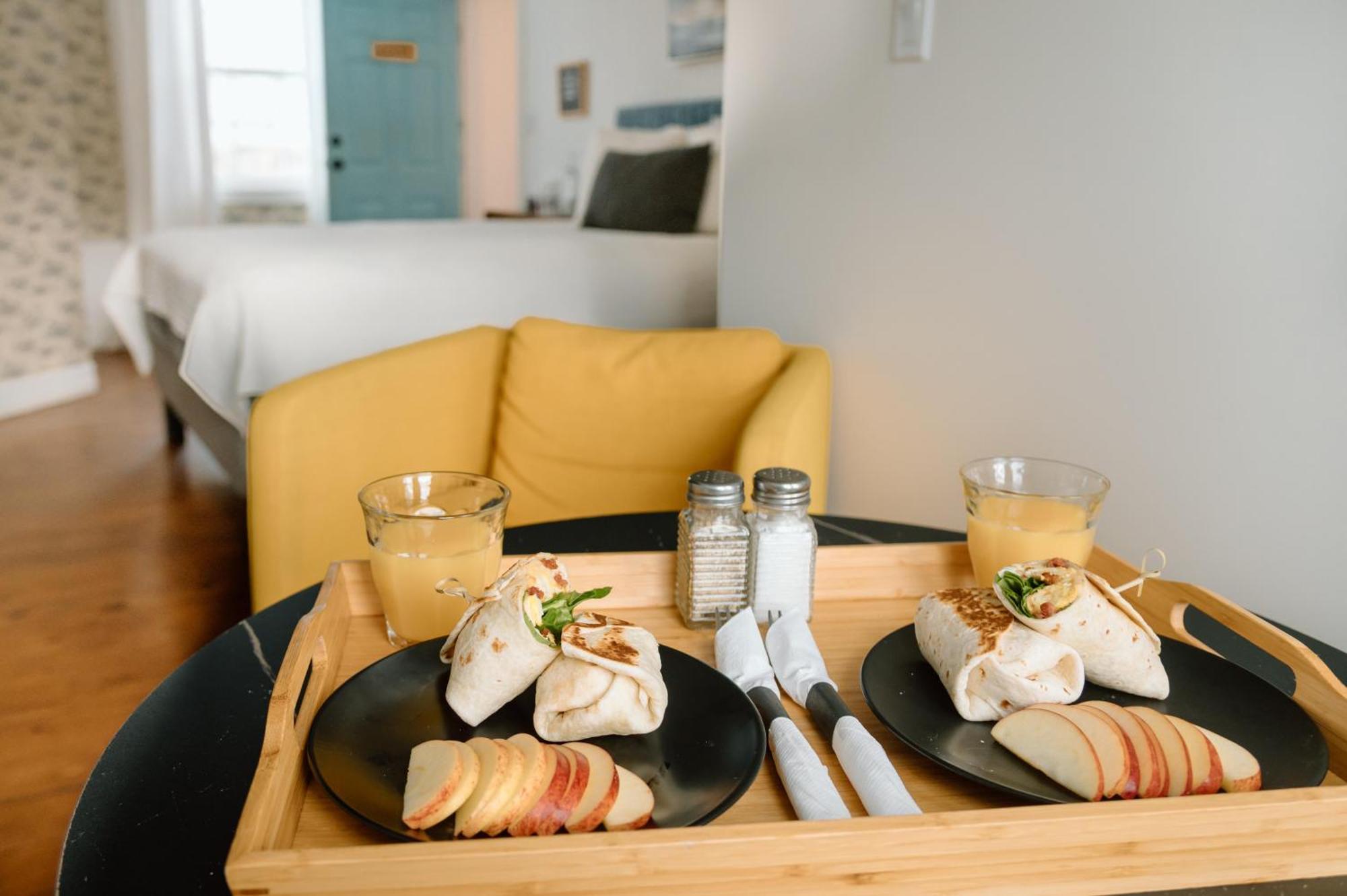 Groundswell Pub & Inn D'Escousse Экстерьер фото